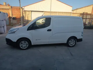 Nissan NV200 2015