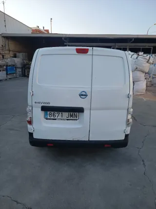 Nissan NV200 2015