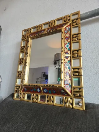 Espejo antiguo pintado a mano