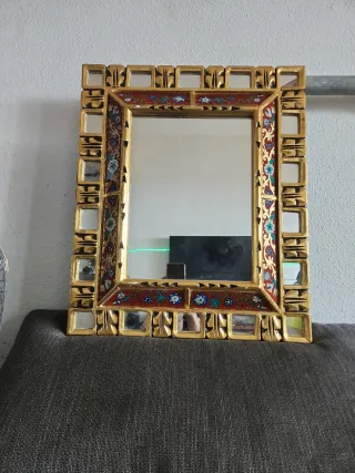Espejo antiguo pintado a mano