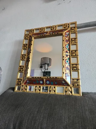 Espejo antiguo pintado a mano