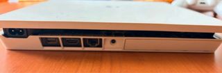 PS4 Slim 500GB Glacier White + 4 Giochi