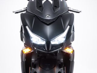 KYMCO XCITING VS 400 CC (Nueva)