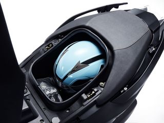 KYMCO XCITING VS 400 CC (Nueva)