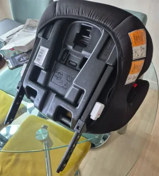 Alzador de coche con Isofix