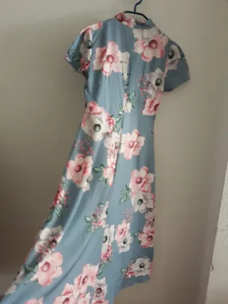 Vestido largo sedoso floral