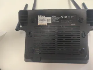 Router D-Link DIR-882
