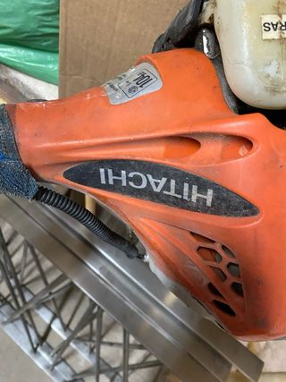 Desbrozadora de gasolina con arnés