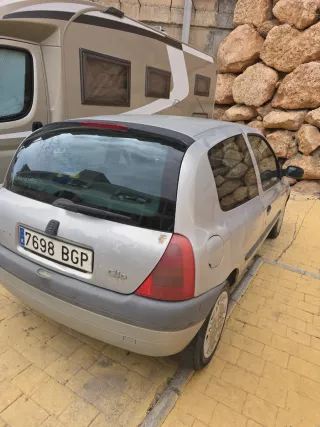 Renault Clio 2002