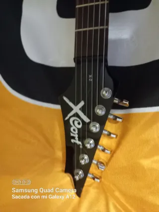Guitarra Eléctrica Cort X2 Negra