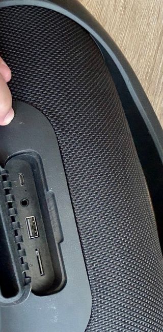 Altavoz JBL Boombox Negro/Plateado