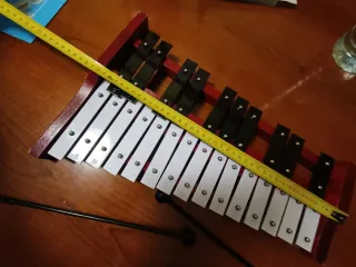 Xilófono con baquetas