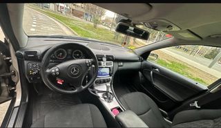 Mercedes-Benz Clase C 2006