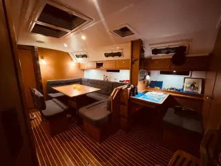 Velero Bavaria 40 Cruiser 2013 NUNCA CHARTER