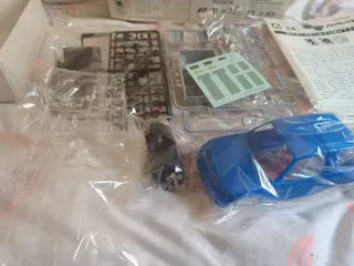 Maqueta Toyota RAV4L Aoshima 1:24