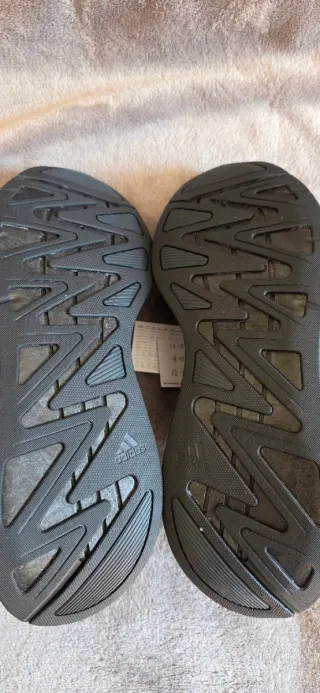 Adidas Adizero Aruku Talla 44 Negro/Morado