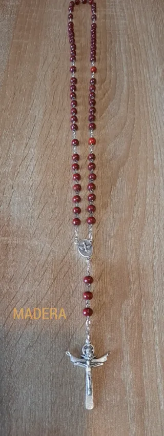 Espíritu Santo, Rosario de Cristal y Madera.
