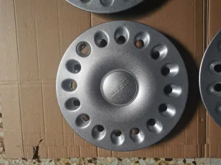 Tapacubos Seat (Set de 4)