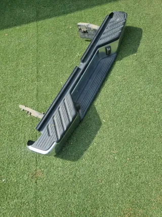 PARACHOQUES NISSAN PICKUP.