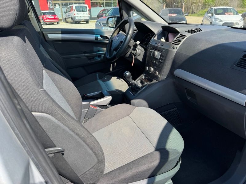 Opel Zafira 2005, foto 4