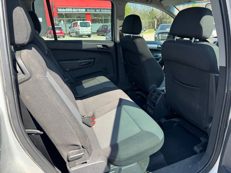 Opel Zafira 2005, foto 8