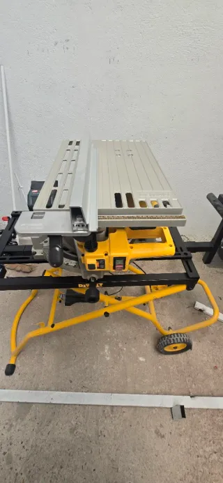 Ingletadora Dewalt D27113QS + Carro De7260