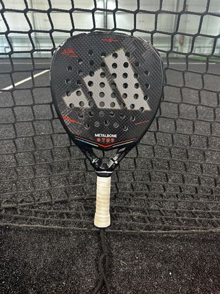 Adidas Metalbone 3.5 Ale Galán 2026