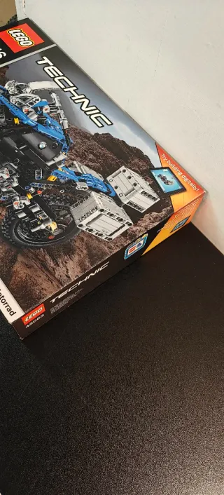 LEGO Technic 42063 BMW R 1200 GS Adventure