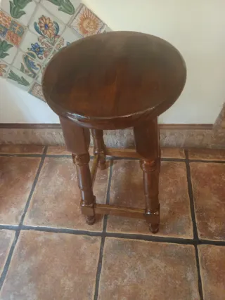 Taburete alto madera nogal