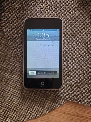 iPod Touch 4ª Gen 8GB Plata