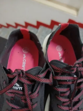 Scarpe da donna nere e rosa taglia 40