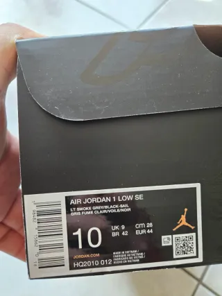 Air Jordan 1 Low SE Light Smoke Grey 44