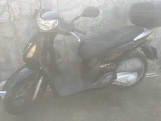 Honda SH 125 Scooter Negra
