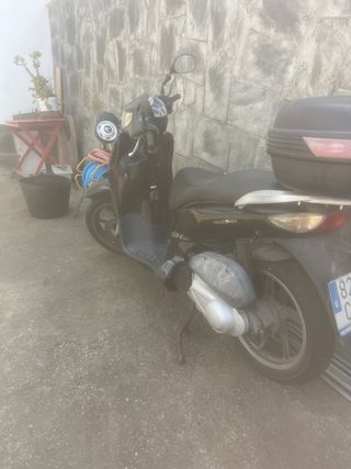 Honda SH 125 Scooter Negra