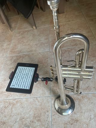 Atril fliscorno Kindle tablet