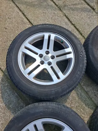 4 Llantas Chrysler 225/60R18 100H
