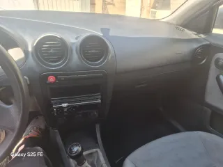 SEAT Ibiza 2004