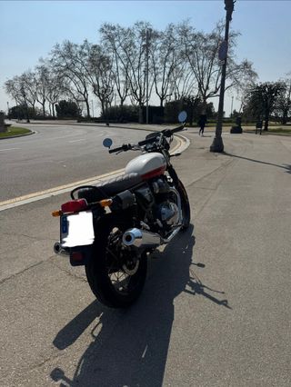 Royal Enfield Interceptor 650 Baker Express