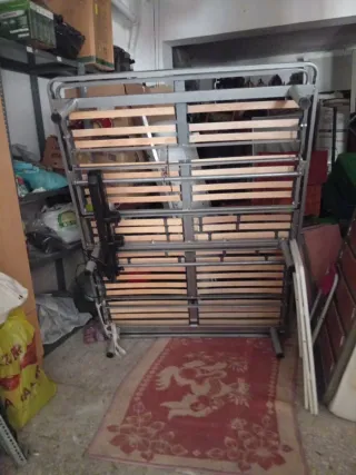 Cama eléctrica articulada