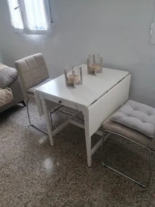 Mesa desplegable IKEA blanca
