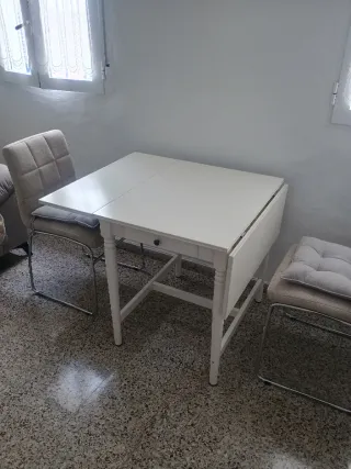 Mesa desplegable IKEA blanca