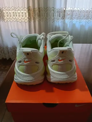 Nike Vomero 18 núm. 44.5