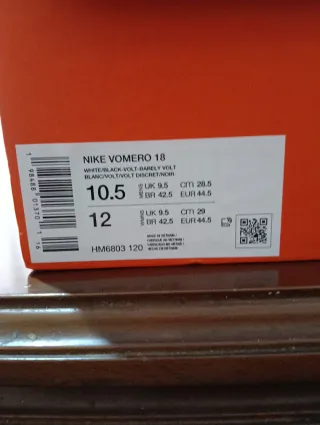 Nike Vomero 18 núm. 44.5