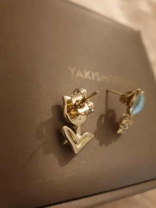 Pendientes Tulipán Chapados en Oro Nuevos