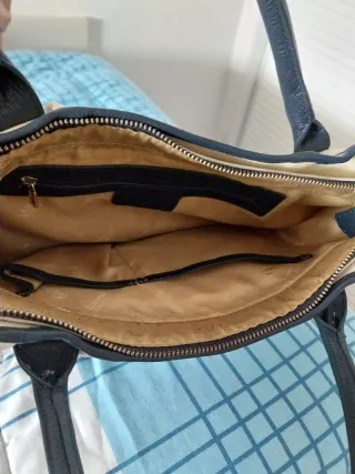 Bolso Piel Guy Laroche Blanco y Azul