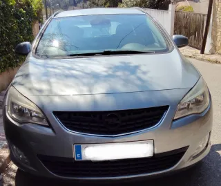 Opel Astra 2012