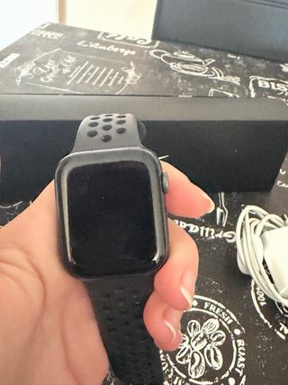 Apple Watch 6 Nike Negro y Rosa