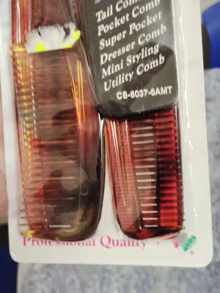 Pack de 5 Peines Cosméticos