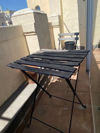 Conjunto mesa y 2 sillas jardín madera