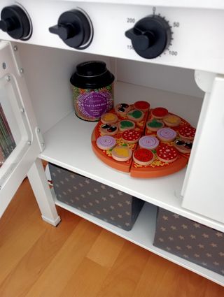 Cocinita de juguete Ikea con accesorios